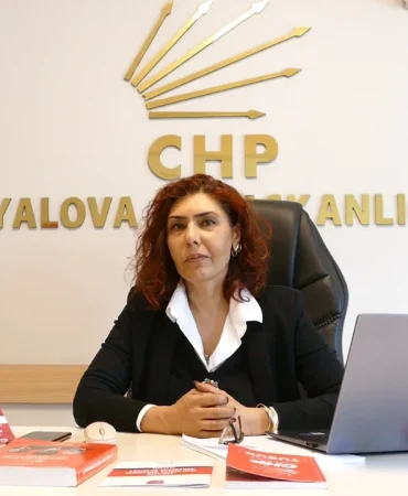 Nezaket Ünal’dan CHP’de Birlik Çağrısı: “Bölünmek Değil, Birleşmek Zamanıdır” 9 Nezaket Ünal’dan CHP’de Birlik Çağrısı: “Bölünmek Değil, Birleşmek Zamanıdır”