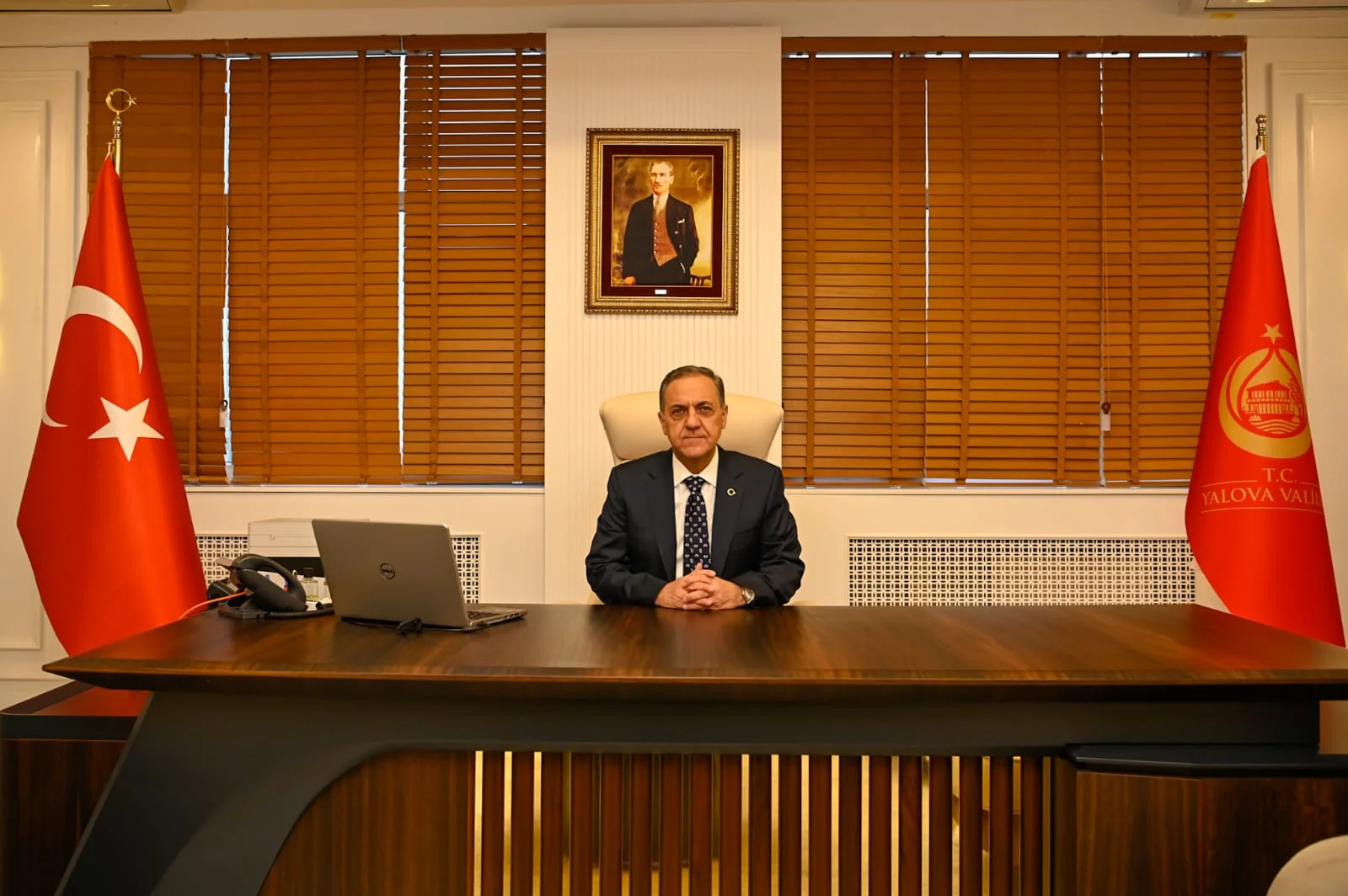 YALOVA VALİSİ AHMET HAMDİ USTA’DAN 19 EKİM MUHTARLAR GÜNÜ MESAJI