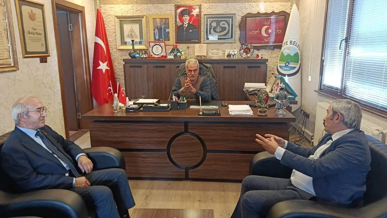 Yalova’da Selden Etkilenen Belediyelere Geçmiş Olsun Ziyareti