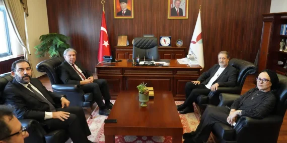 Yalova’da “Ötekisizlik Ahlakı” Konferansı: Ahmet Özhan’dan Erdem ve Birlik Mesajı 43 Yalova’da “Ötekisizlik Ahlakı” Konferansı: Ahmet Özhan’dan Erdem ve Birlik Mesajı