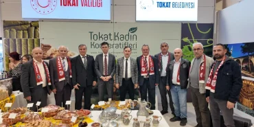 YALOVA TOKATLILAR DERNEĞİ, 7. TOKAT TANITIM GÜNLERİ’NDE YERİNİ ALDI 17 YALOVA TOKATLILAR DERNEĞİ, 7. TOKAT TANITIM GÜNLERİ’NDE YERİNİ ALDI