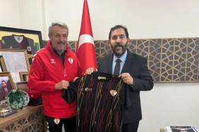 İbrahim İnce’den Hasan Soygüzel’e Anlamlı Ziyaret: Yalova ve Edirne Arasında Spor Köprüsü Kuruluyor 4 İbrahim İnce’den Hasan Soygüzel’e Anlamlı Ziyaret: Yalova ve Edirne Arasında Spor Köprüsü Kuruluyor
