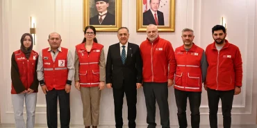 YALOVA VALİSİ USTA, KIZILAY HEYETİNİ KABUL ETTİ