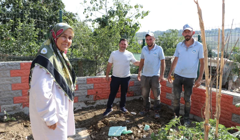 Çiftlikköy’de Güler Teyze’nin Kanalizasyon Sorunu Aynı Gün Çözüldü 1 Çiftlikköy’de Güler Teyze’nin Kanalizasyon Sorunu Aynı Gün Çözüldü