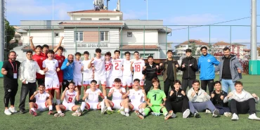 ÇİFTLİKKÖYSPOR GELİŞİM LİGLERİ’NDE HAFTAYI 7 PUANLA KAPATTI 11 ÇİFTLİKKÖYSPOR GELİŞİM LİGLERİ’NDE HAFTAYI 7 PUANLA KAPATTI