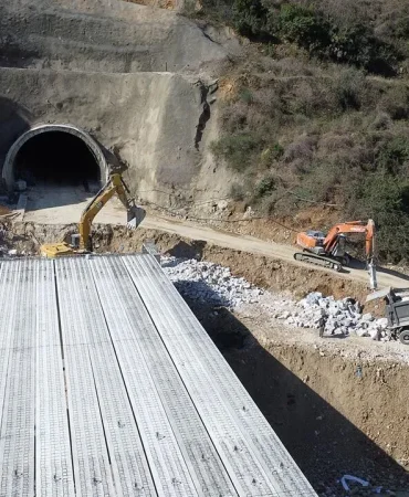 Armutlu–Esenköy Tünelleri Hizmete Açılıyor: Yalova'nın Ulaşımında Yeni Dönem Başlıyor 10 Armutlu–Esenköy Tünelleri Hizmete Açılıyor: Yalova'nın Ulaşımında Yeni Dönem Başlıyor