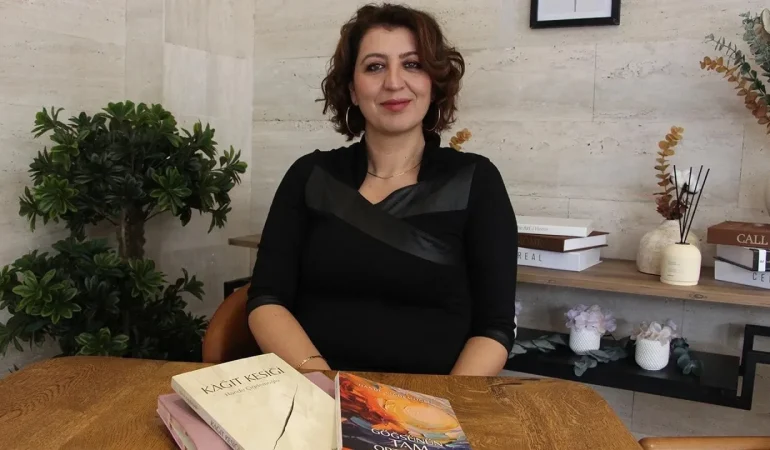 Çiftlikköy’de Edebiyat Tutkunlarına Özel: “Yazı Atölyesi” Başlıyor 6 Çiftlikköy’de Edebiyat Tutkunlarına Özel: “Yazı Atölyesi” Başlıyor