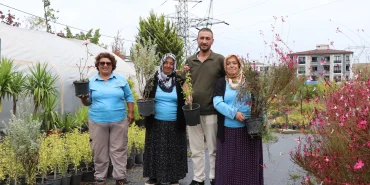 ÇİFTLİKKÖY’ÜN YEŞİL ALANLARINA 1,5 MİLYON TL’LİK DESTEK 11 ÇİFTLİKKÖY’ÜN YEŞİL ALANLARINA 1,5 MİLYON TL’LİK DESTEK