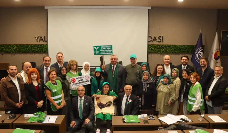 Yalova Belediye Meclisi’nde “Hayata Yeşil Işık Yak” Mesajı 1 Yalova Belediye Meclisi’nde “Hayata Yeşil Işık Yak” Mesajı